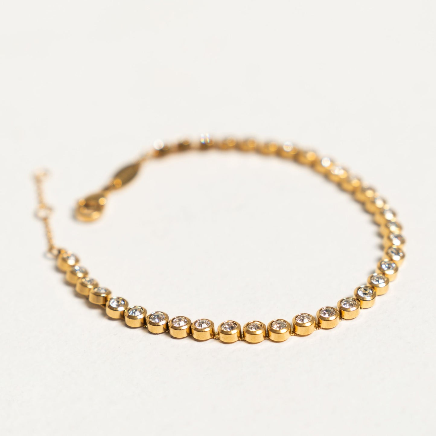 Damen Armband Gold mit Zirkonsteinen verstellbar wasserfest hypoallergen Edelstahl