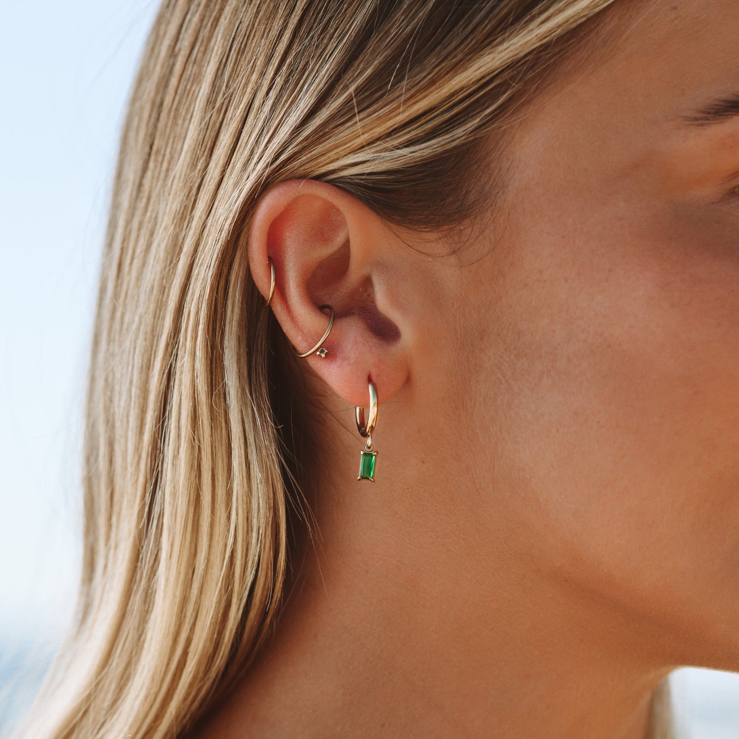 Damen Creolen gold grüne Zirkonia Edelstahl wasserfest hypoallergen