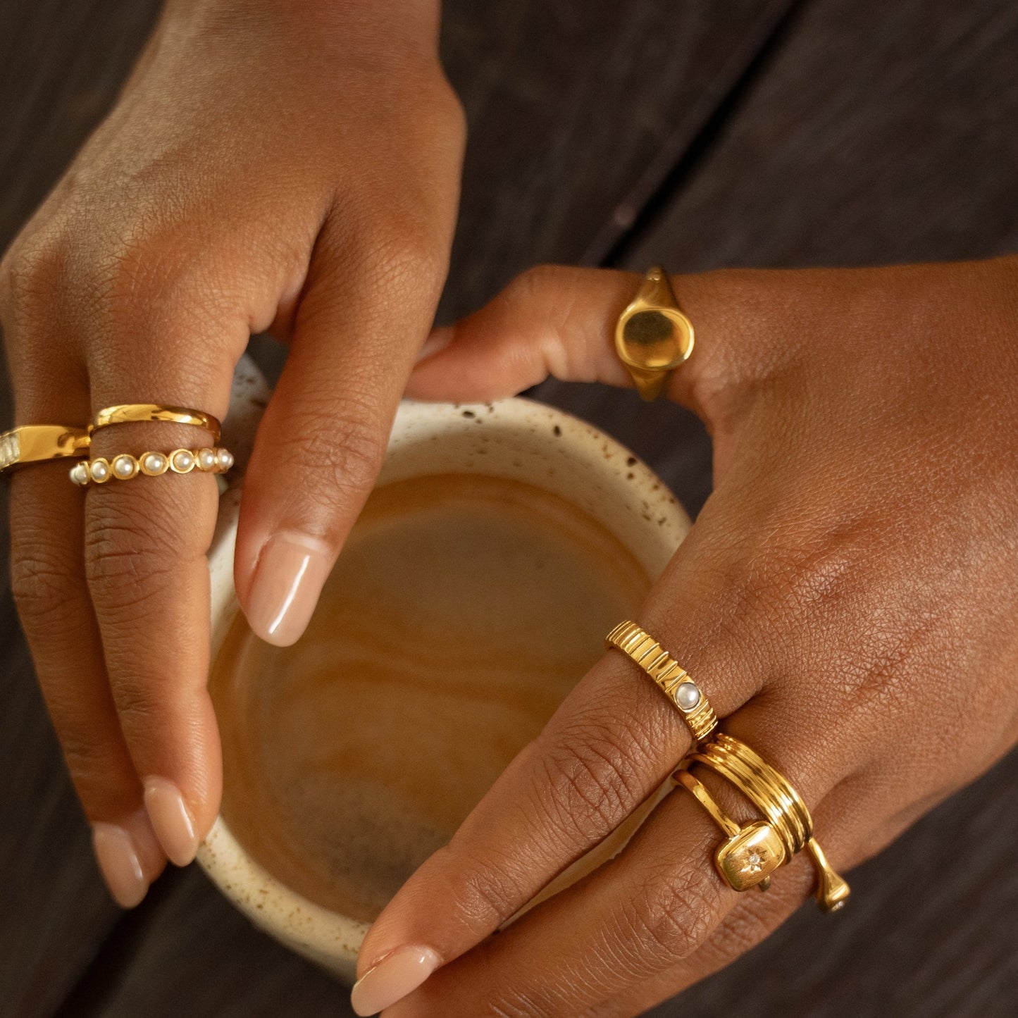 Damen Ring Gold Schmal Minimalistisch Wasserfest Alltag Stapelring Hypoallergen Glänzend