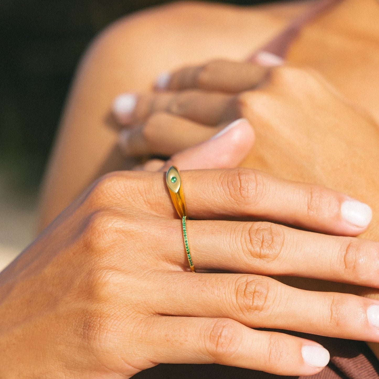 Damen Ring Gold Grün mit Zirkonbesatz, wasserfest, hypoallergen