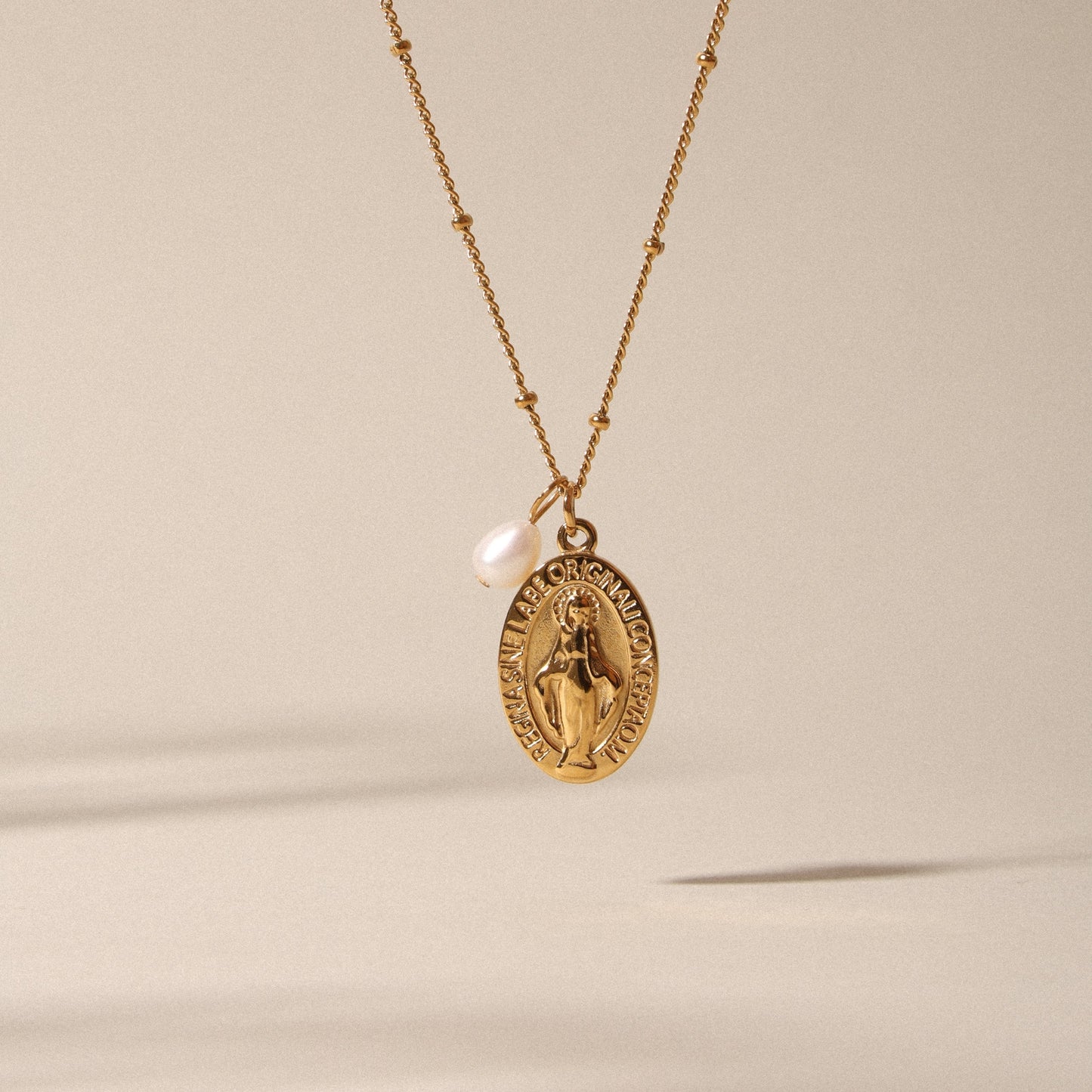 Damen Kreuz Halskette Gold mit Süßwasserperle wasserfest Beaded Chain