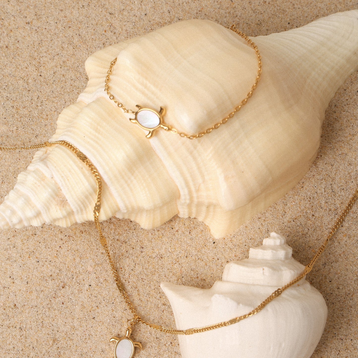 Damen Schildkröten Armband gold Perlmutt Edelstahl wasserfest
