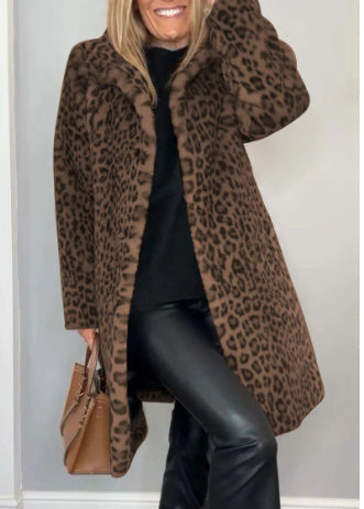 Exklusiver Leopardenmantel