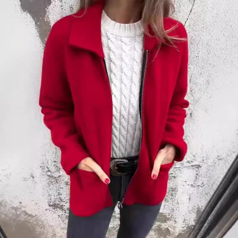 Mittellanger Mantel mit Polokragen