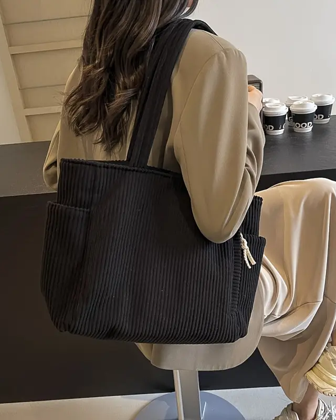 Tilda™ Gerippte Tragetasche mit Kordel-Detail
