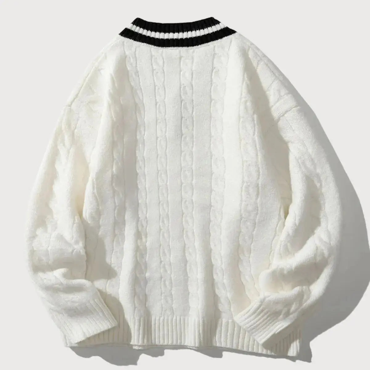 Exklusiver Pullover mit V-Ausschnitt