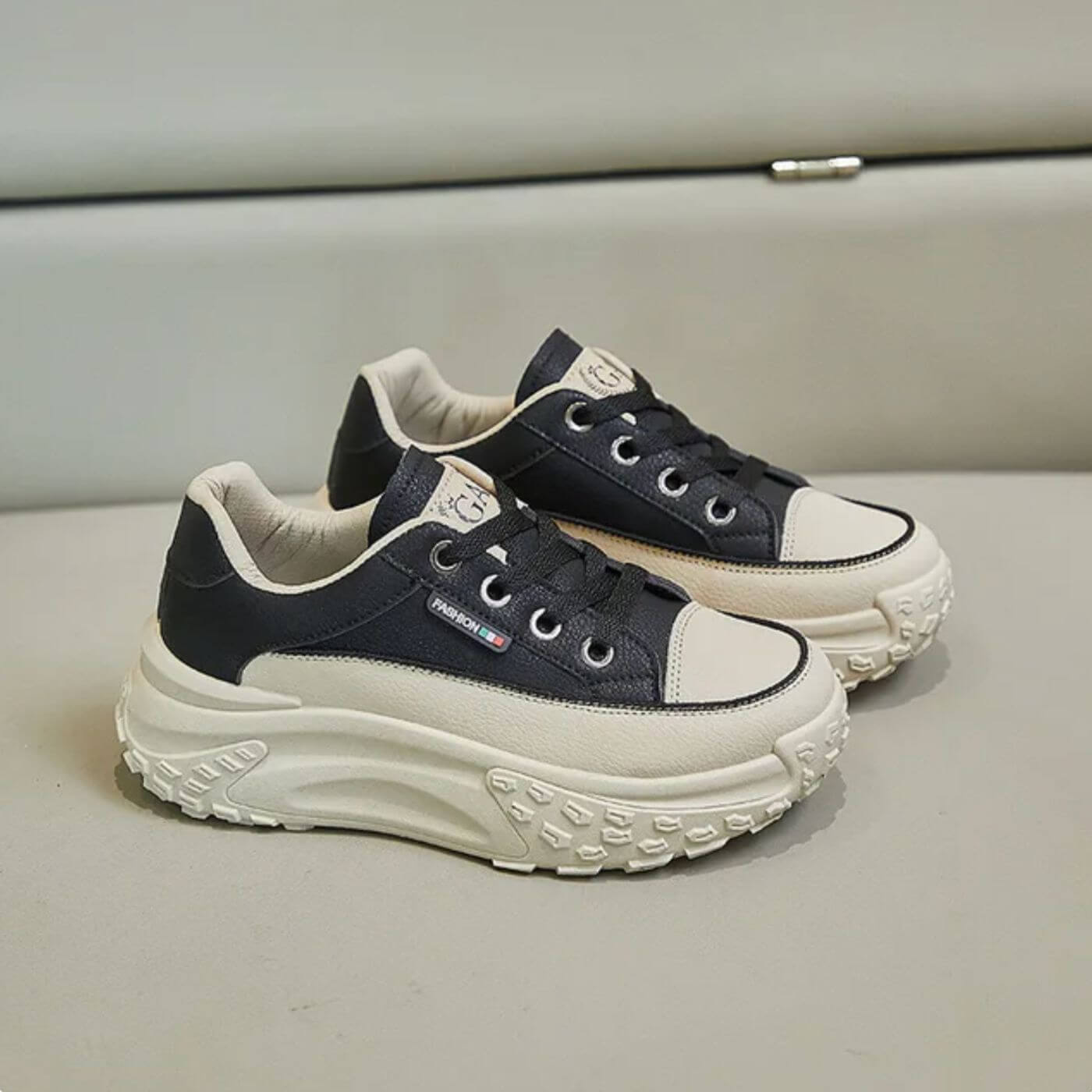 Milano Modische Orthopädische Schuhe mit Höhenverstärkung
