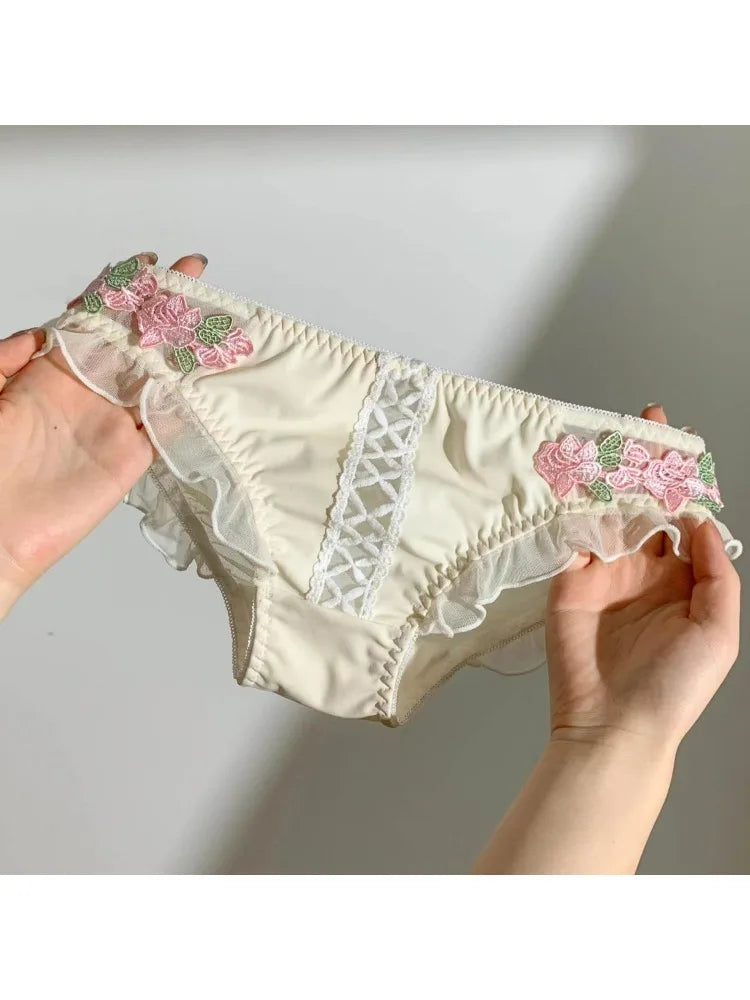 Damen Dessous Set Creme Bügel-BH mit Slip transparente Einsätze florale Details vorgeformte Cups