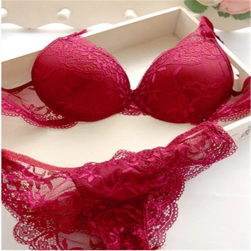 Damen Push-up Dessous Set Dunkelblau mit Spitze, floralem Design, transparenten Details, vorgeformten Cups