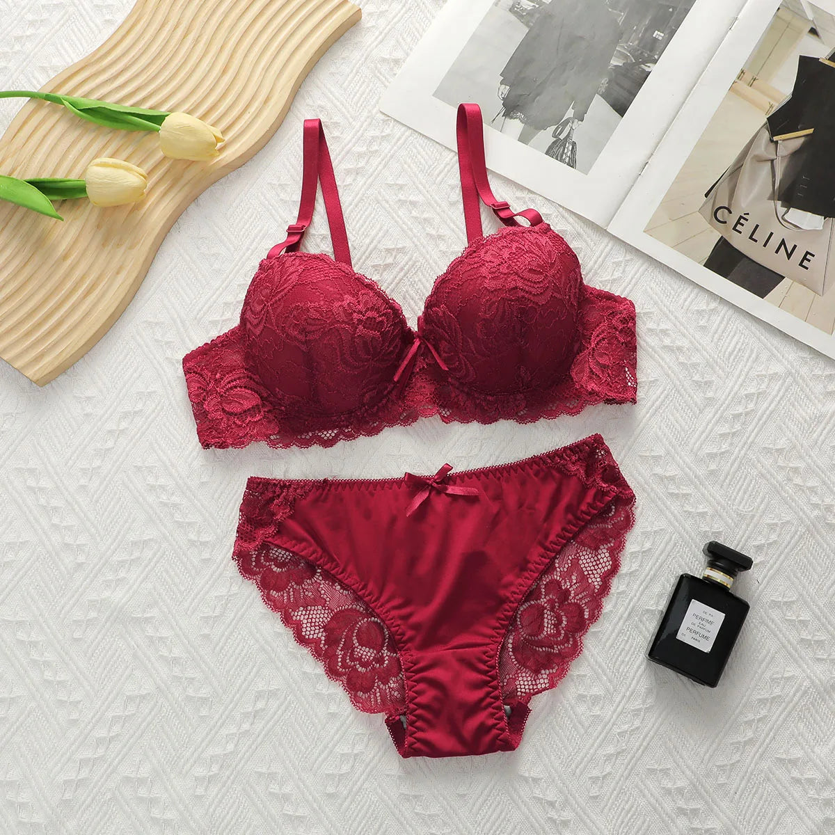 Damen Dessous Set Rot BH mit Slip Spitze Bügel geformte Cups verstellbare Träger