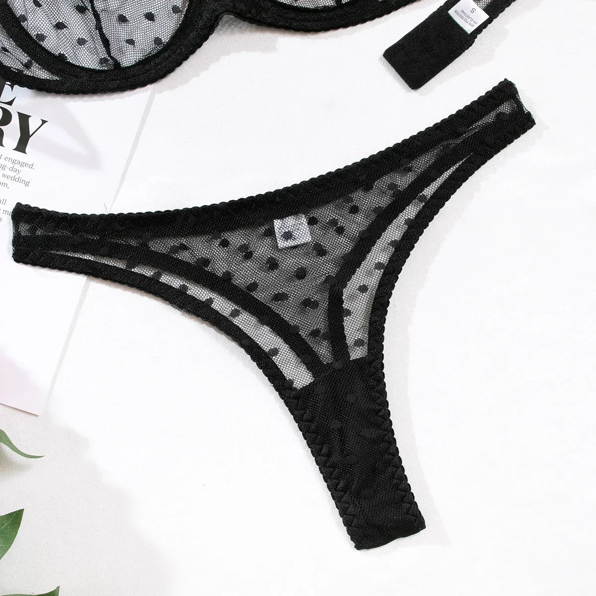 Damen Dessous Set Schwarz transparenter BH mit Slip Mesh gepunktet verstellbare Träger