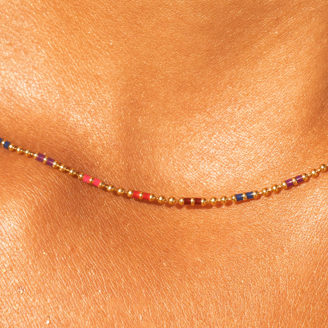 Damen Regenbogen Choker Gold bunte Perlen Halskette wasserfest verstellbar