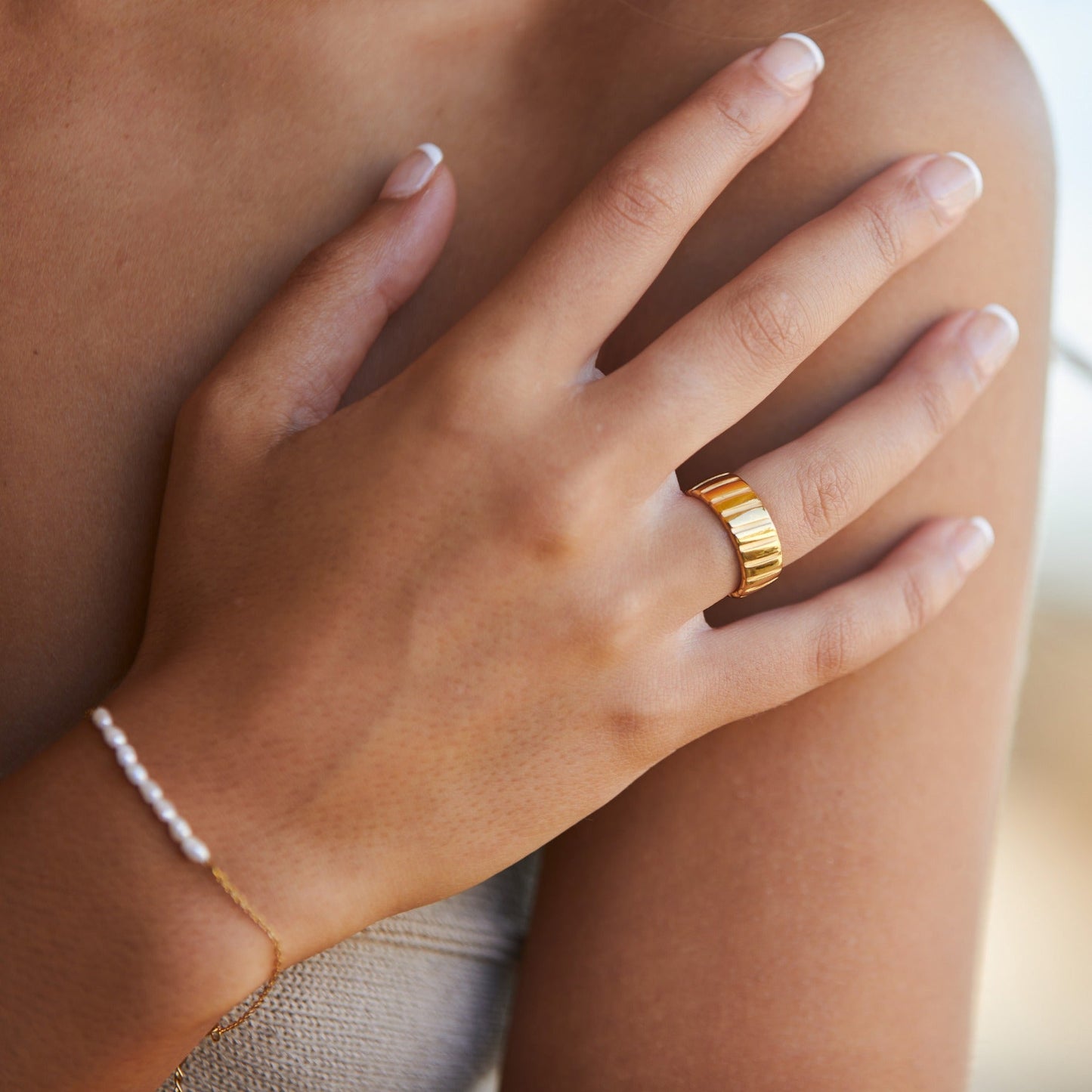 Damen Ring Gold bold wasserfest hypoallergen stapelbar