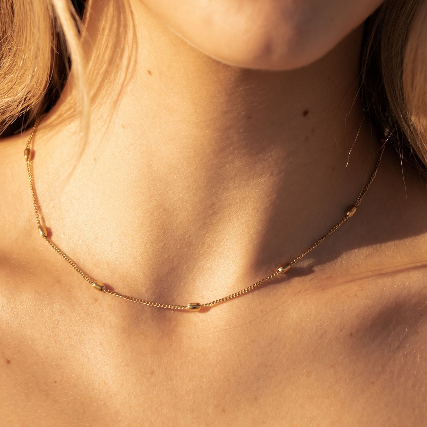 Damen Choker Gold Perlenkette wasserfest hypoallergen
