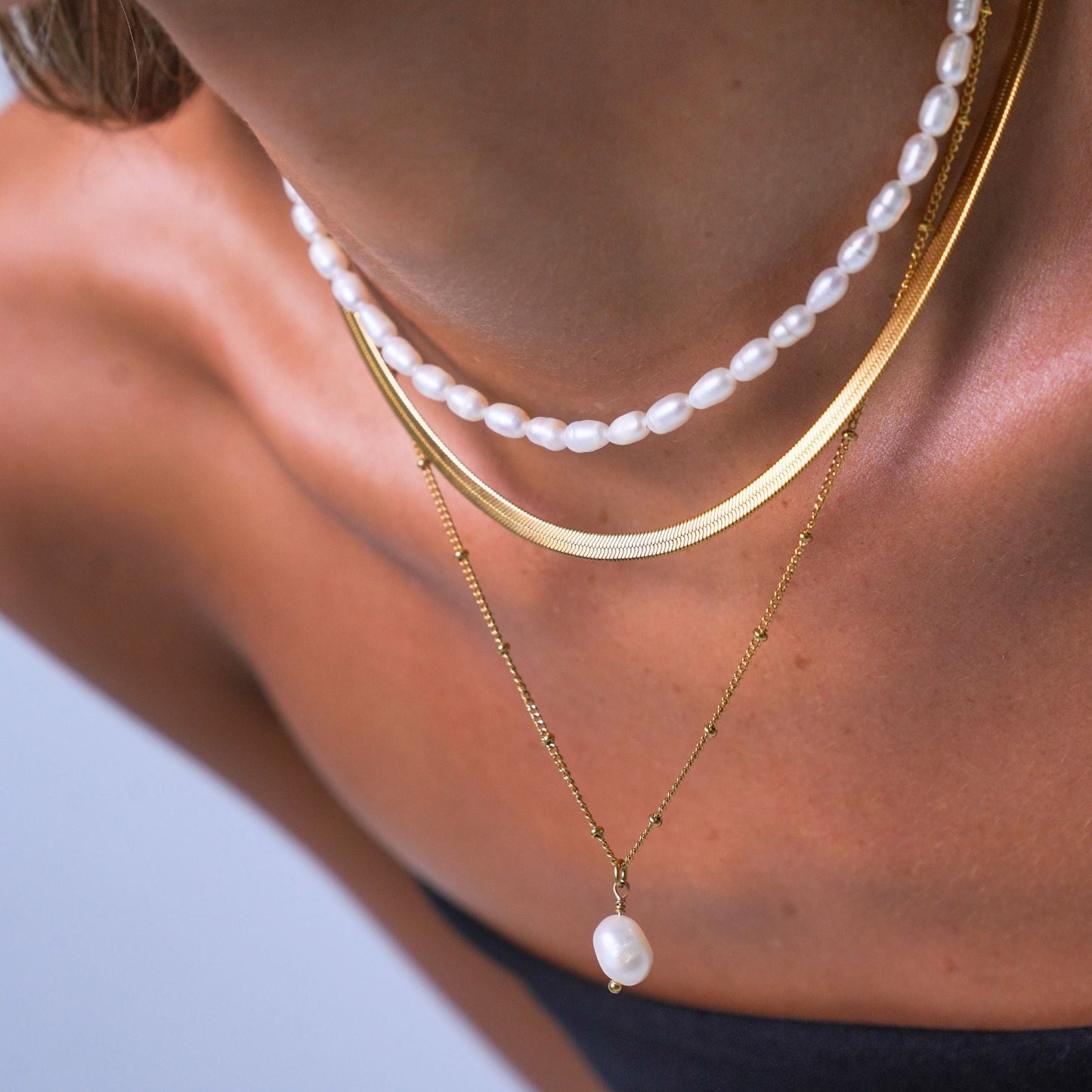 Damen Schmuckset Gold Herringbone Choker Perlen Choker Barockperlen-Anhänger wasserfest 3-teilig