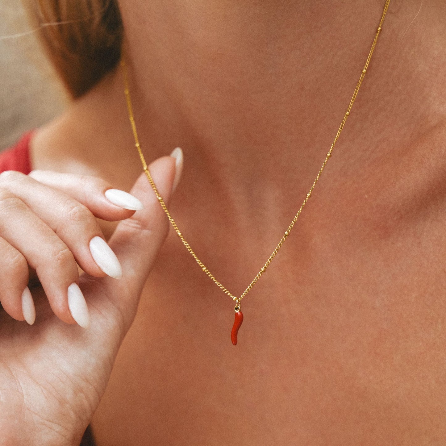 Damen Halskette Gold mit Chili Anhänger Rot wasserfest Edelstahl