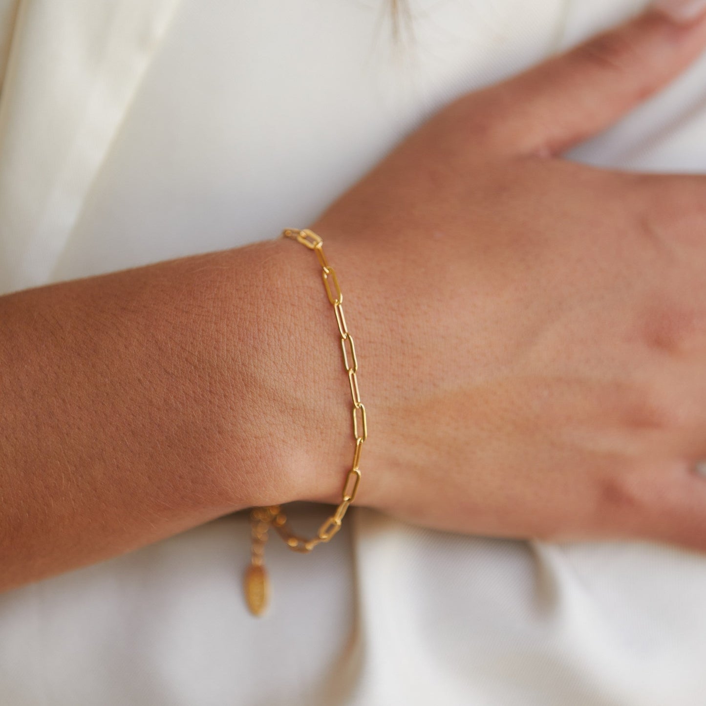 Damen Paperclip Armband Gold verstellbar wasserfest hypoallergen Edelstahl 3 mm