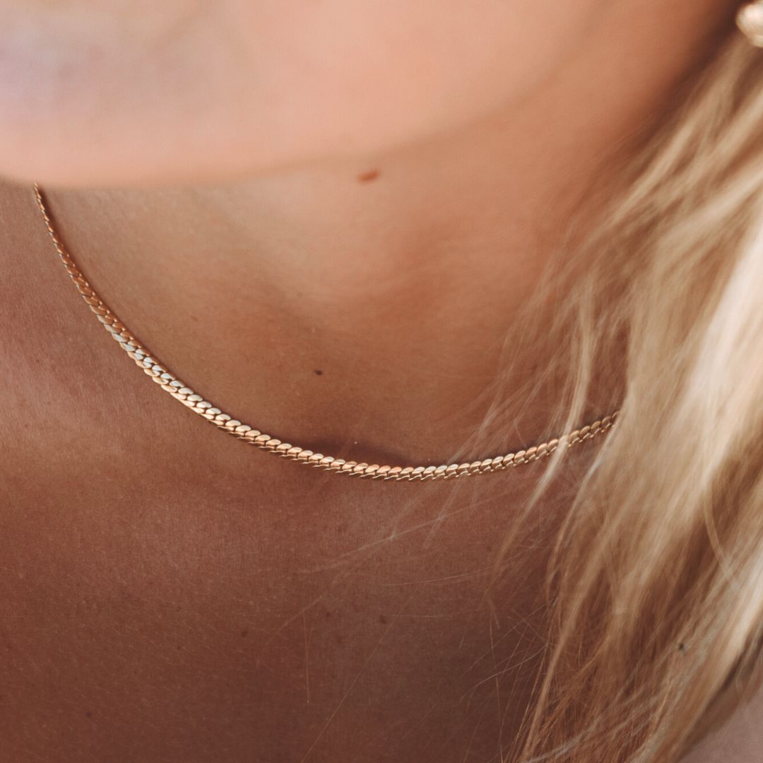 Damen Choker Halskette Gold 3 mm wasserfest Edelstahl verstellbar