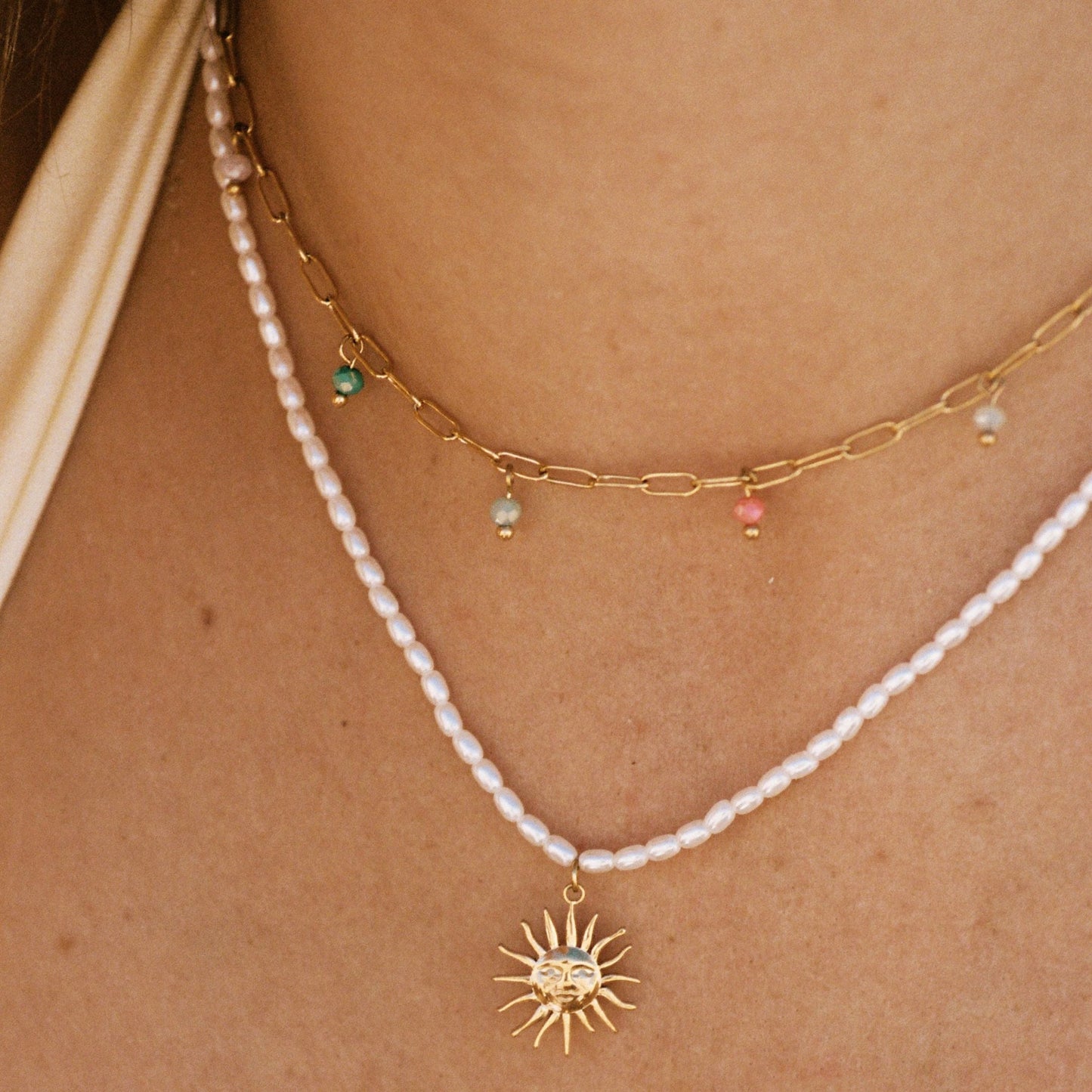 Damen Choker Gold mit bunten Anhängern wasserfest Halskette verstellbar