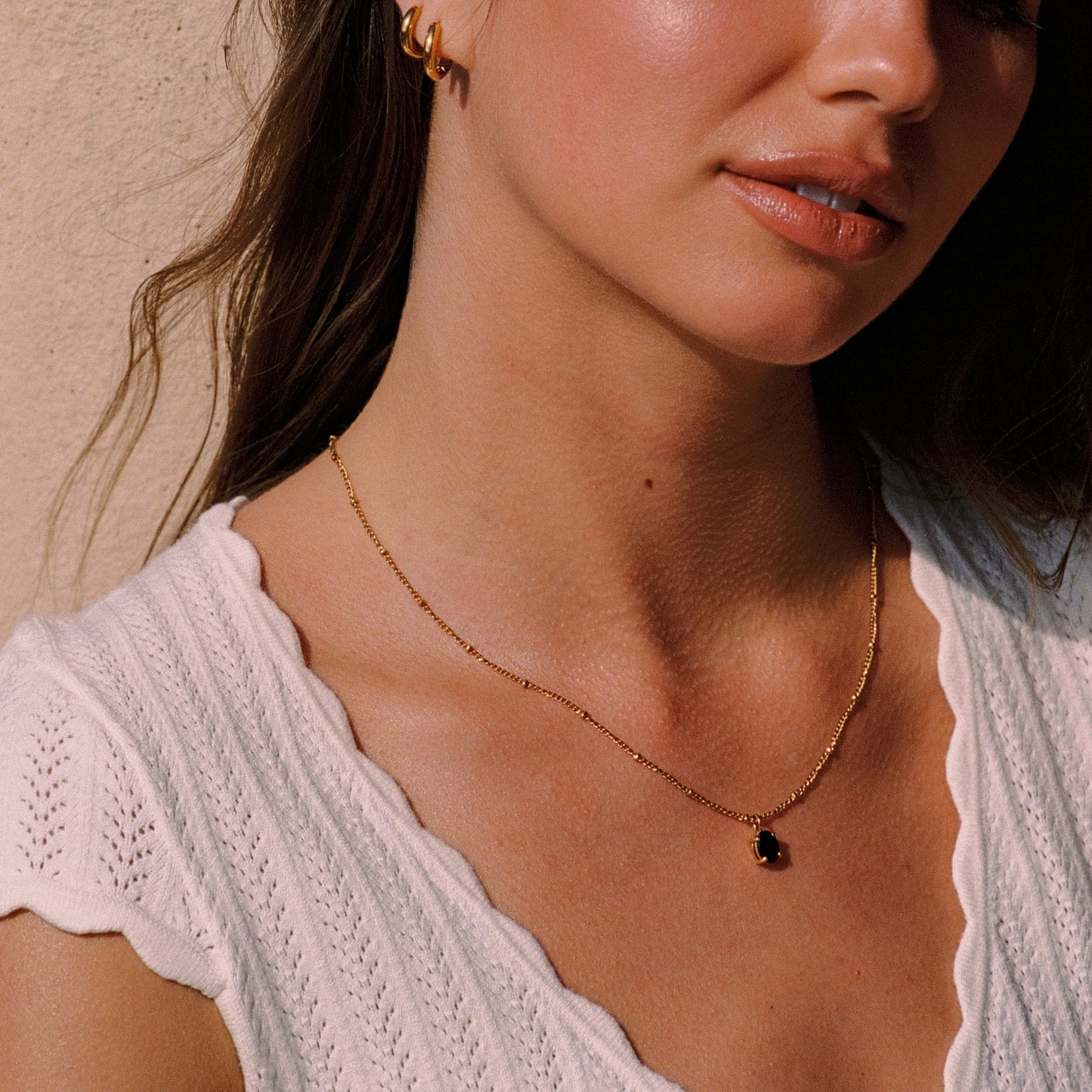 Damen Schwarze Halskette Gold mit Black CZ Anhänger wasserfest
