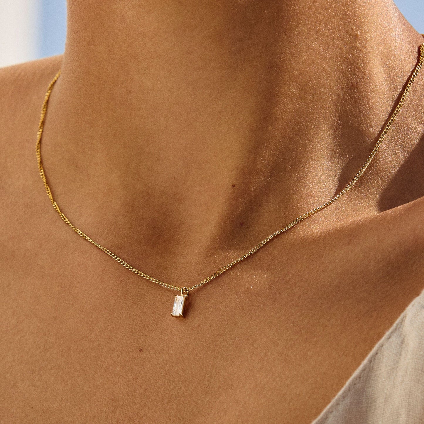 Damen Halskette Gold Kristall Anhänger Zirkonia wasserdicht hypoallergen