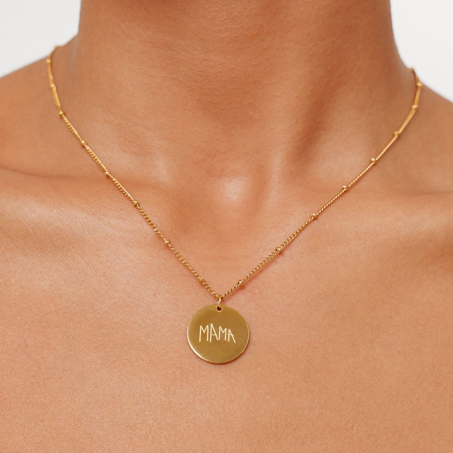 Damen Halskette Gold personalisiert mit Handschrift Gravur, runder Anhänger
