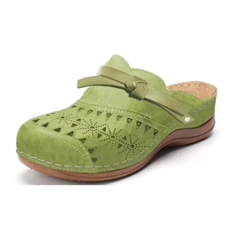 Lia Bequeme Slipper