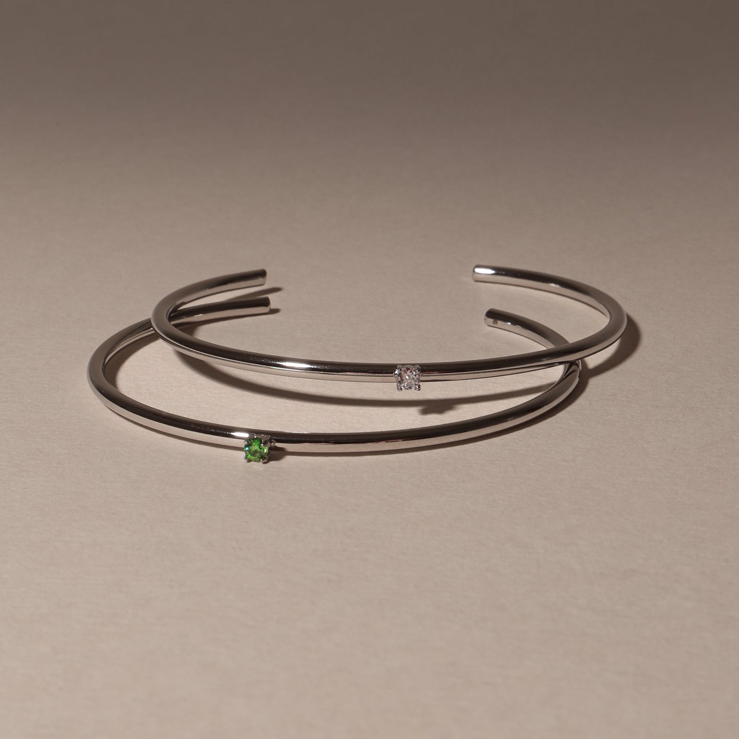 Damen Armreif Hellgrün mit Zirkonstein verstellbar wasserfest hypoallergen Gold Edelstahl