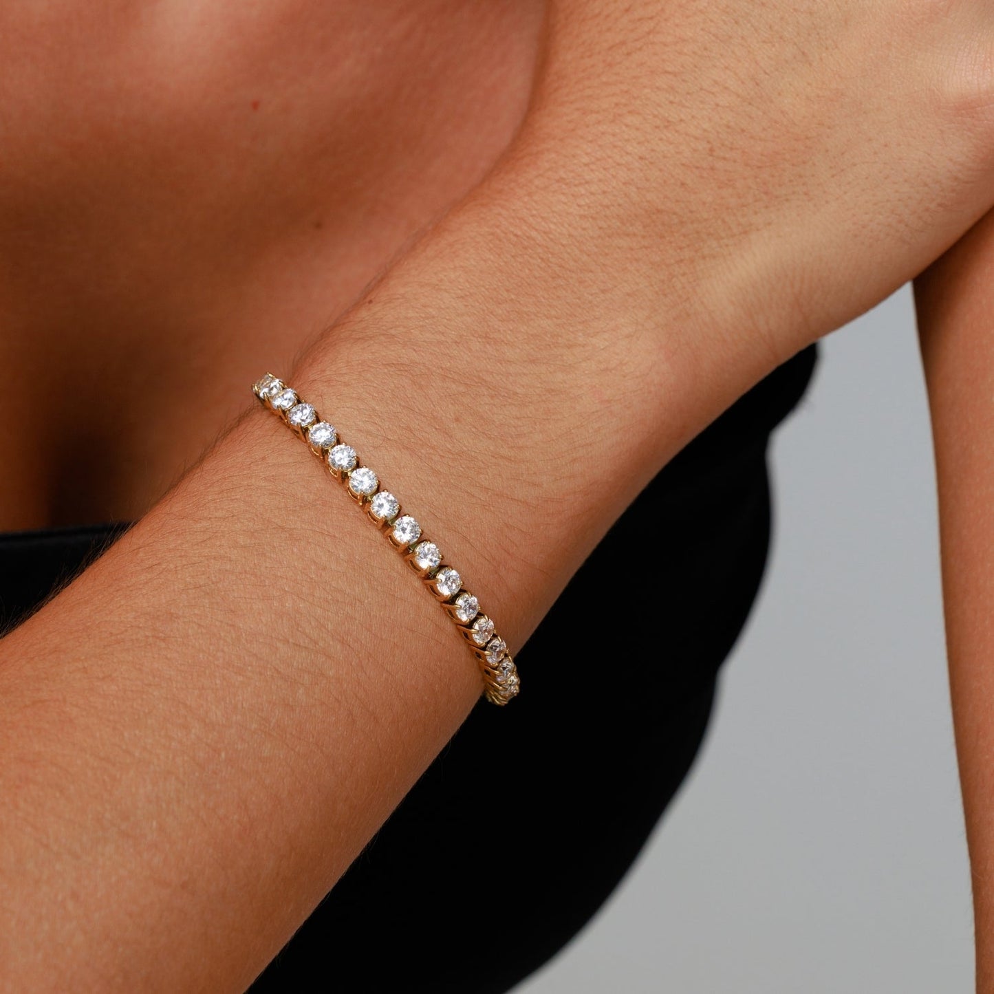 Damen Tennis Armband Gold mit Zirkonsteinen verstellbar wasserfest hypoallergen