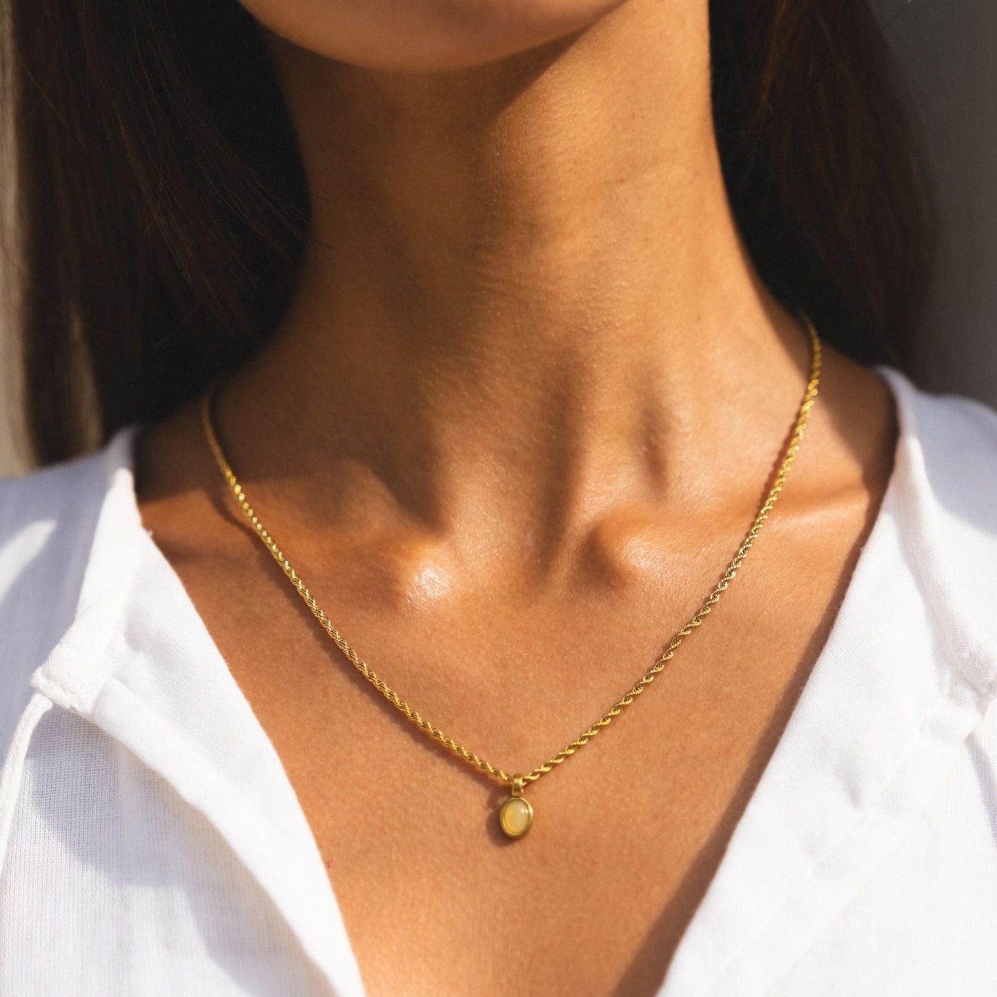Damen Halskette Gold Aventurin Anhänger grün wasserdicht hypoallergen