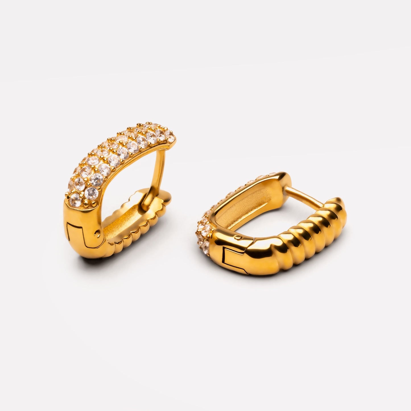 Damen Huggie Creolen Gold Zirkonia wasserdicht hypoallergen glänzend