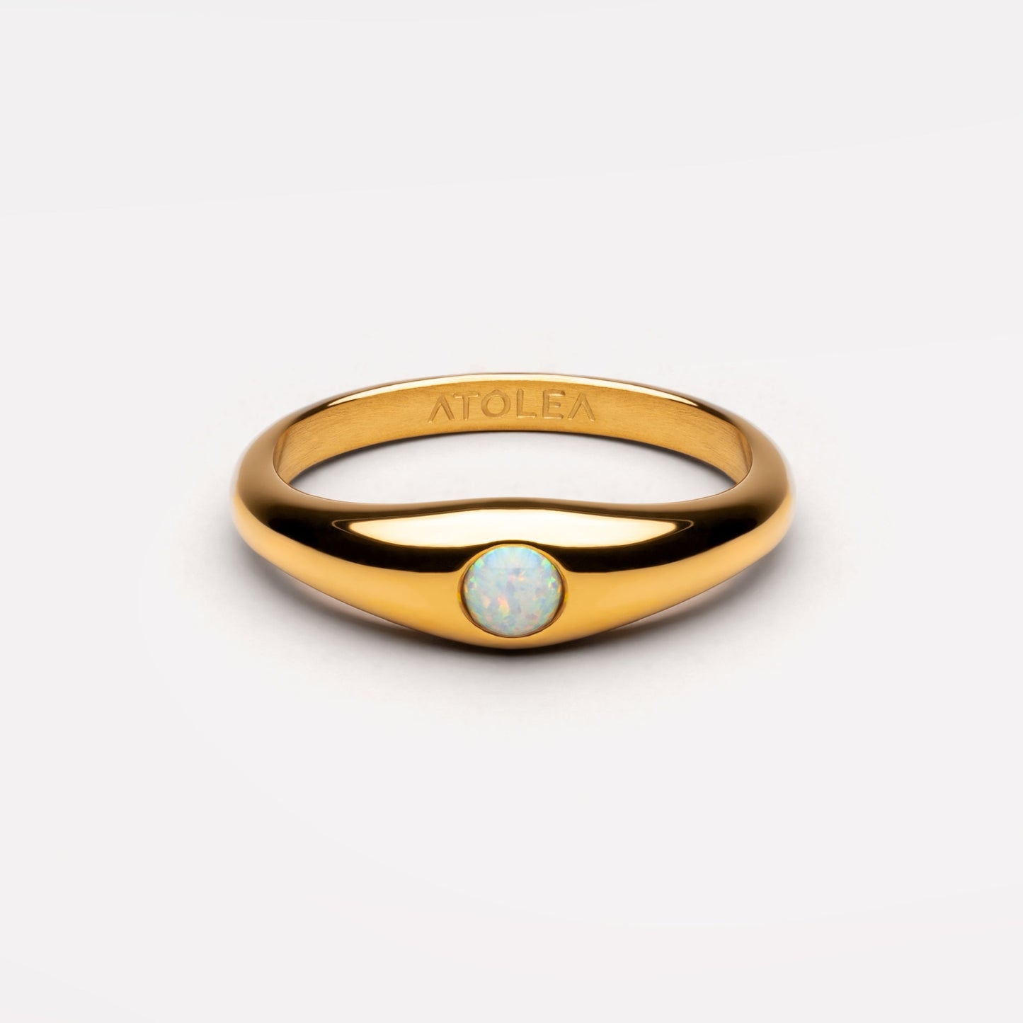 Opal Ring Gold wasserfest mit 5 mm Band und zentriertem Stein