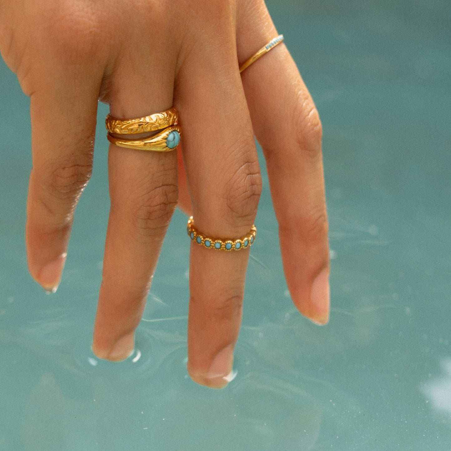 Damen Ring Türkis Blau Goldfarben schmal wasserdicht hypoallergen