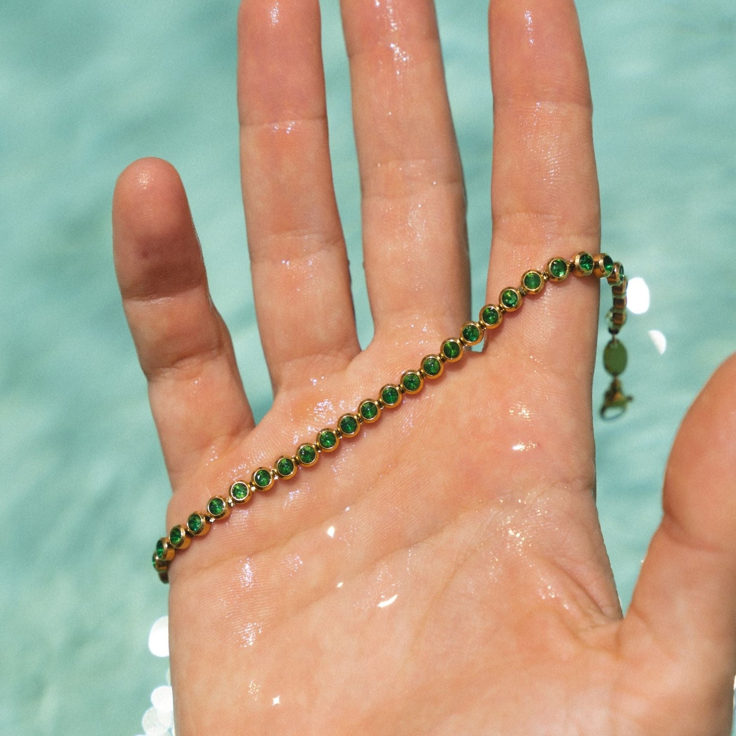 Damen Tennis Armband Grün Gold mit Zirkonsteinen verstellbar wasserfest hypoallergen