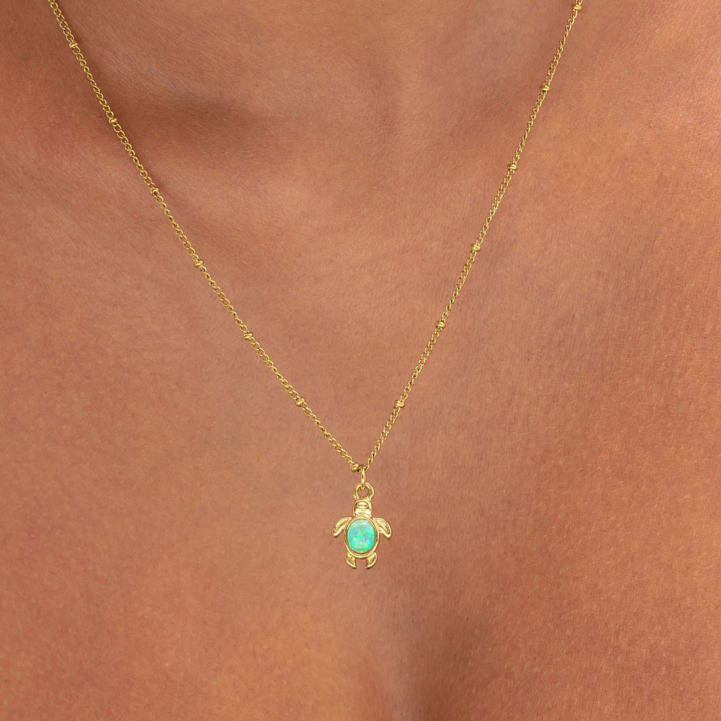 Damen Schildkröten Halskette Gold Opal Anhänger wasserfest hypoallergen