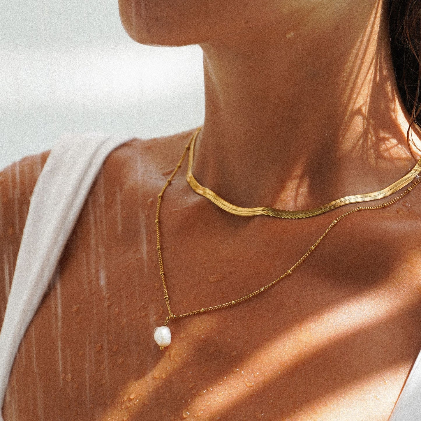 Damen Schmuckset Gold Herringbone Choker mit Barockperlen-Anhänger wasserfest 2-teilig