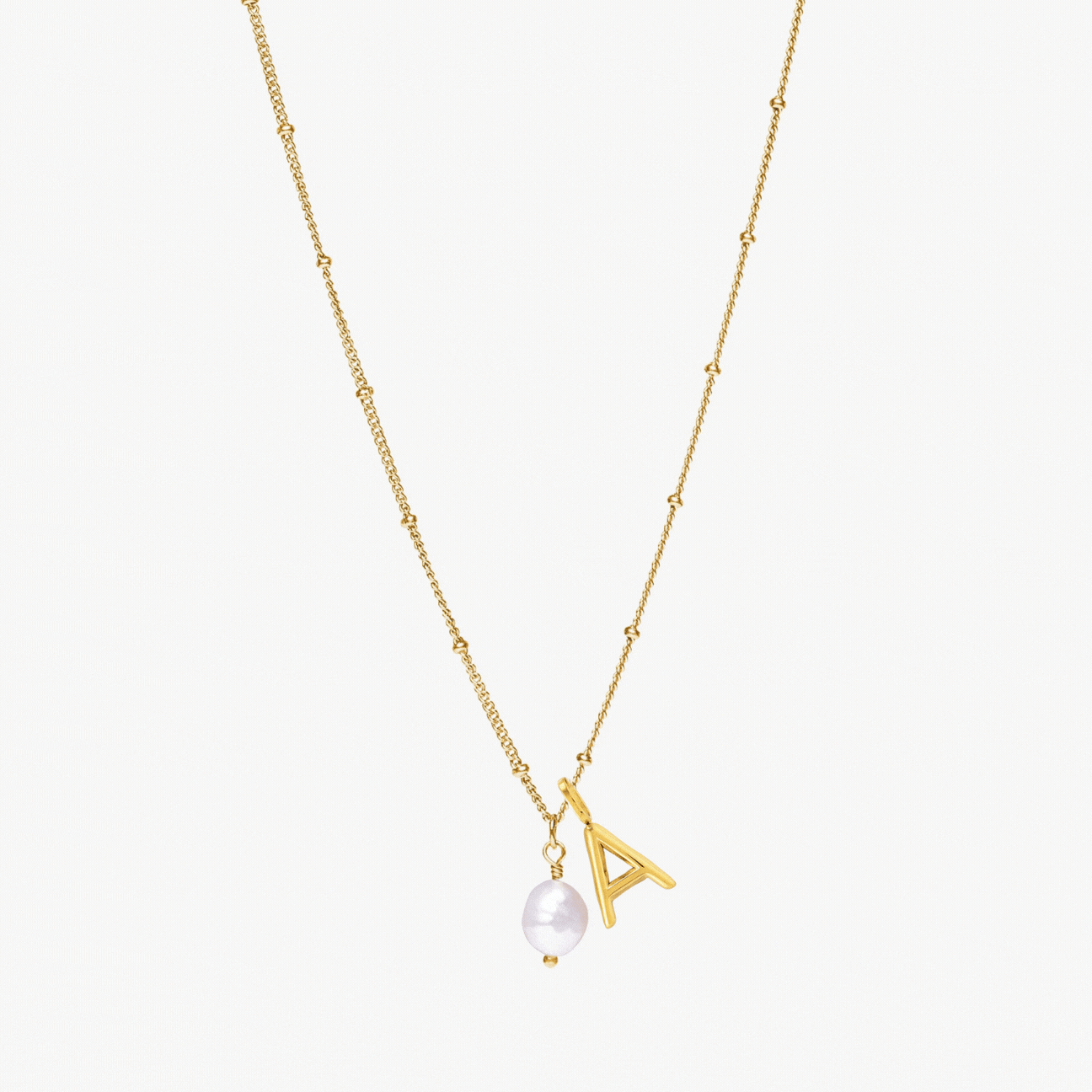 Damen Halskette Gold mit Barockperle Initial Anhänger wasserfest