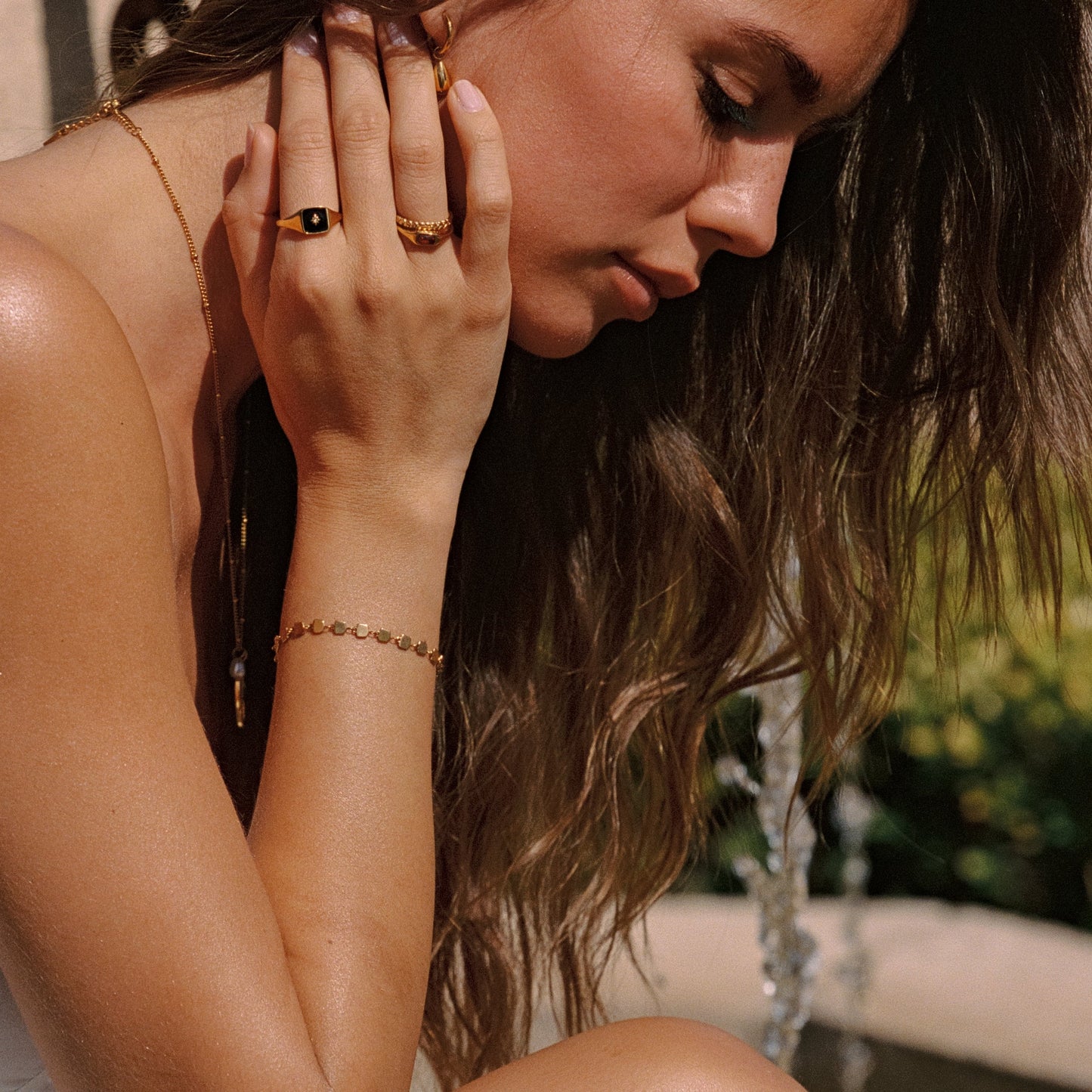 Damen Ring Schwarz Gold mit Zirkon, wasserfest, hypoallergen