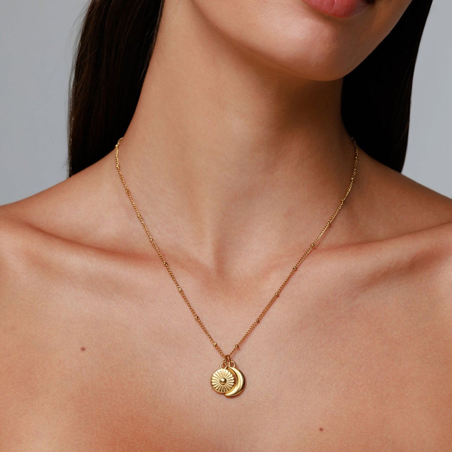 Damen Sonne Mond Kette Gold mit Anhängern wasserfest Edelstahl