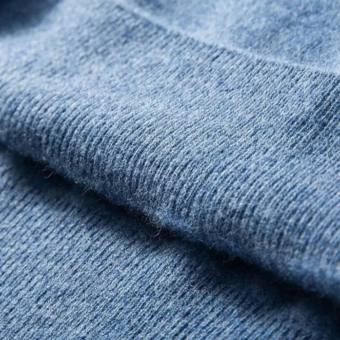 V-Ausschnitt Strickpullover aus Wolle
