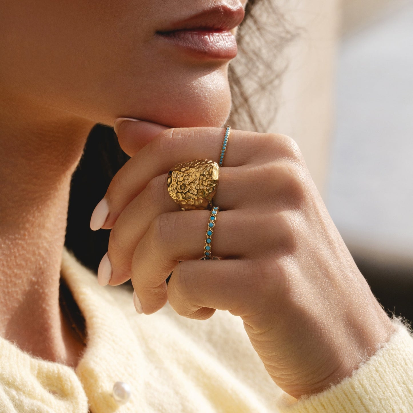 Damen Ring Gold strukturierte Oberfläche Edelstahl wasserfest hypoallergen 18k PVD beschichtet