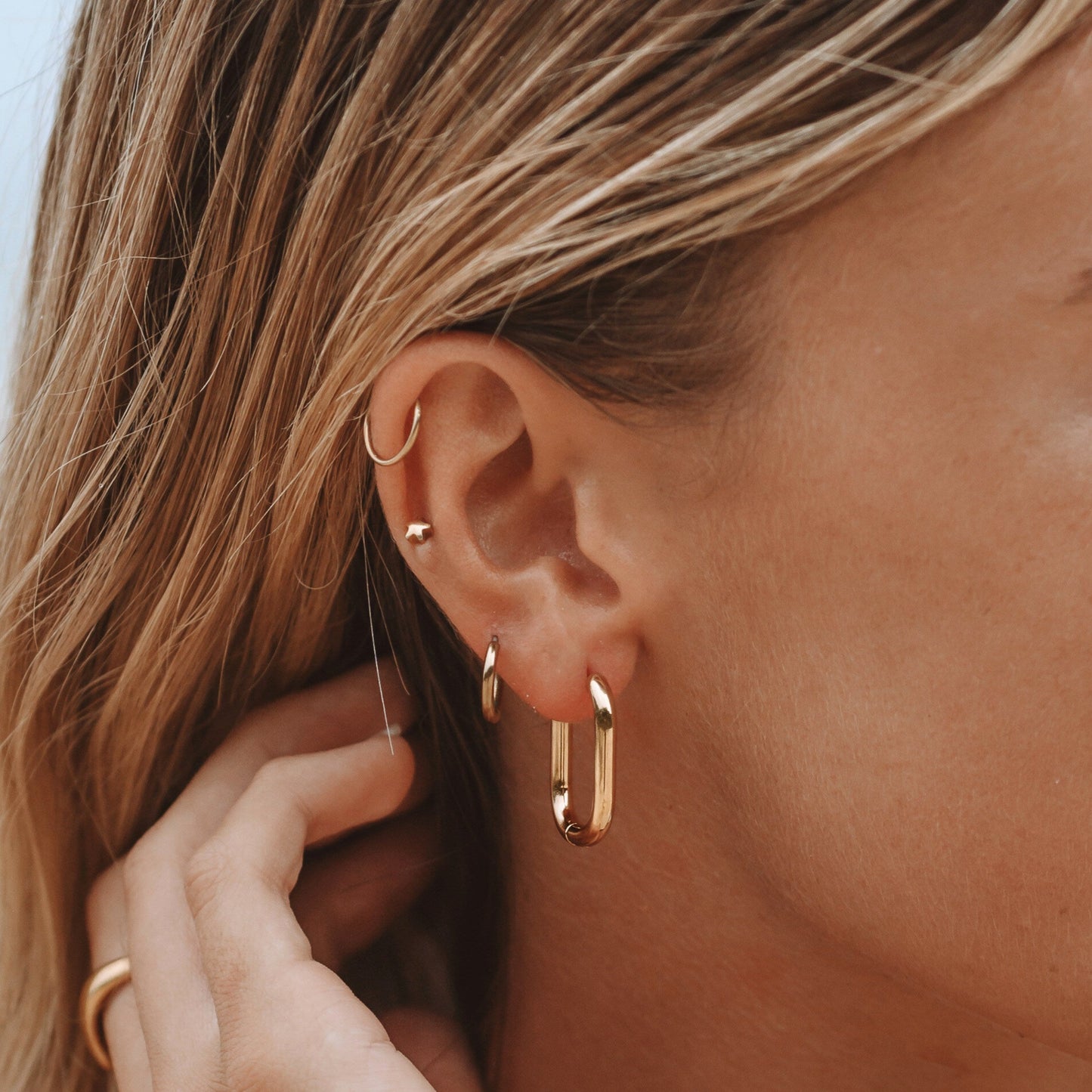 Damen Creolen Gold oval leicht wasserdicht hypoallergen