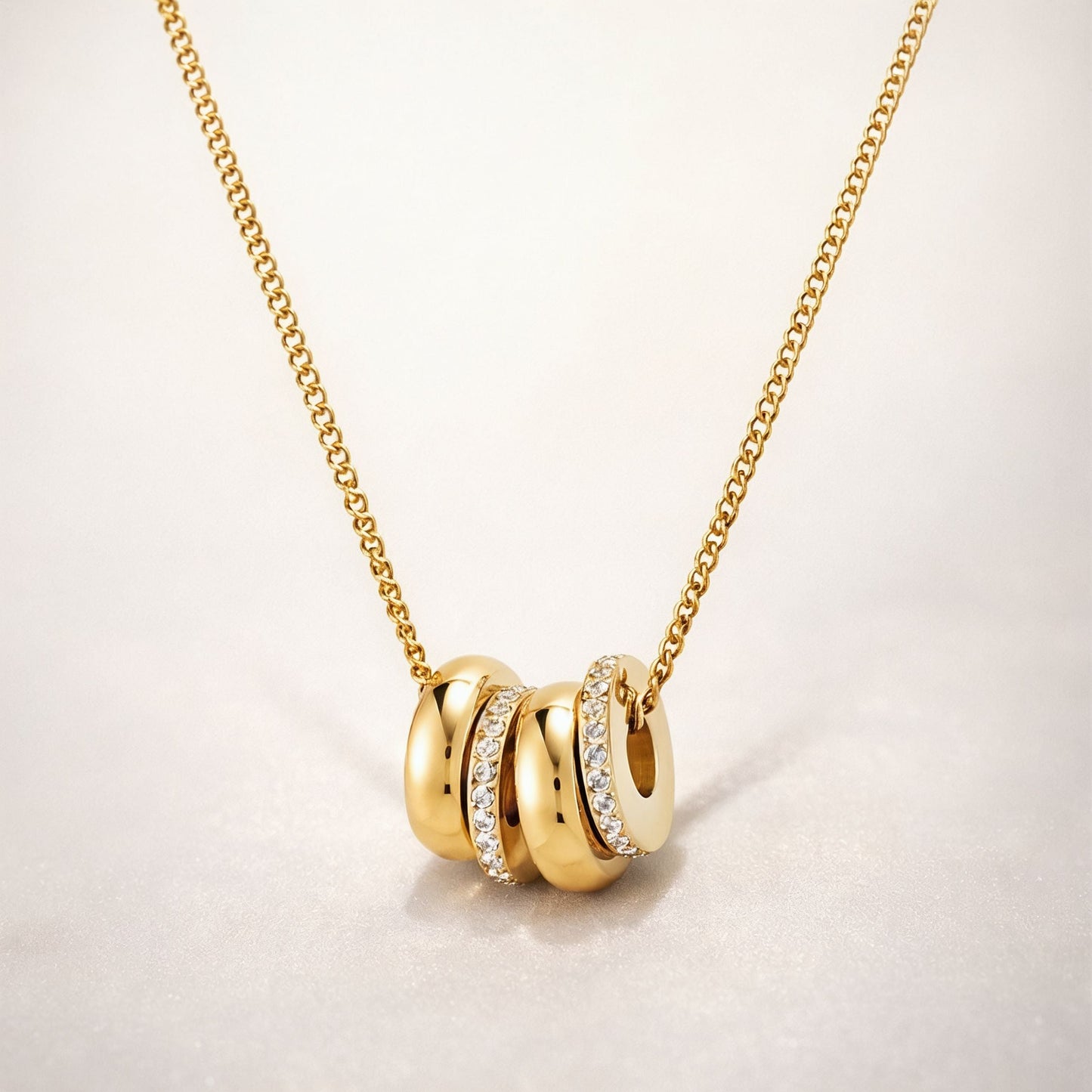 Damen Gold Halskette mit Zirkon Anhängern wasserfest