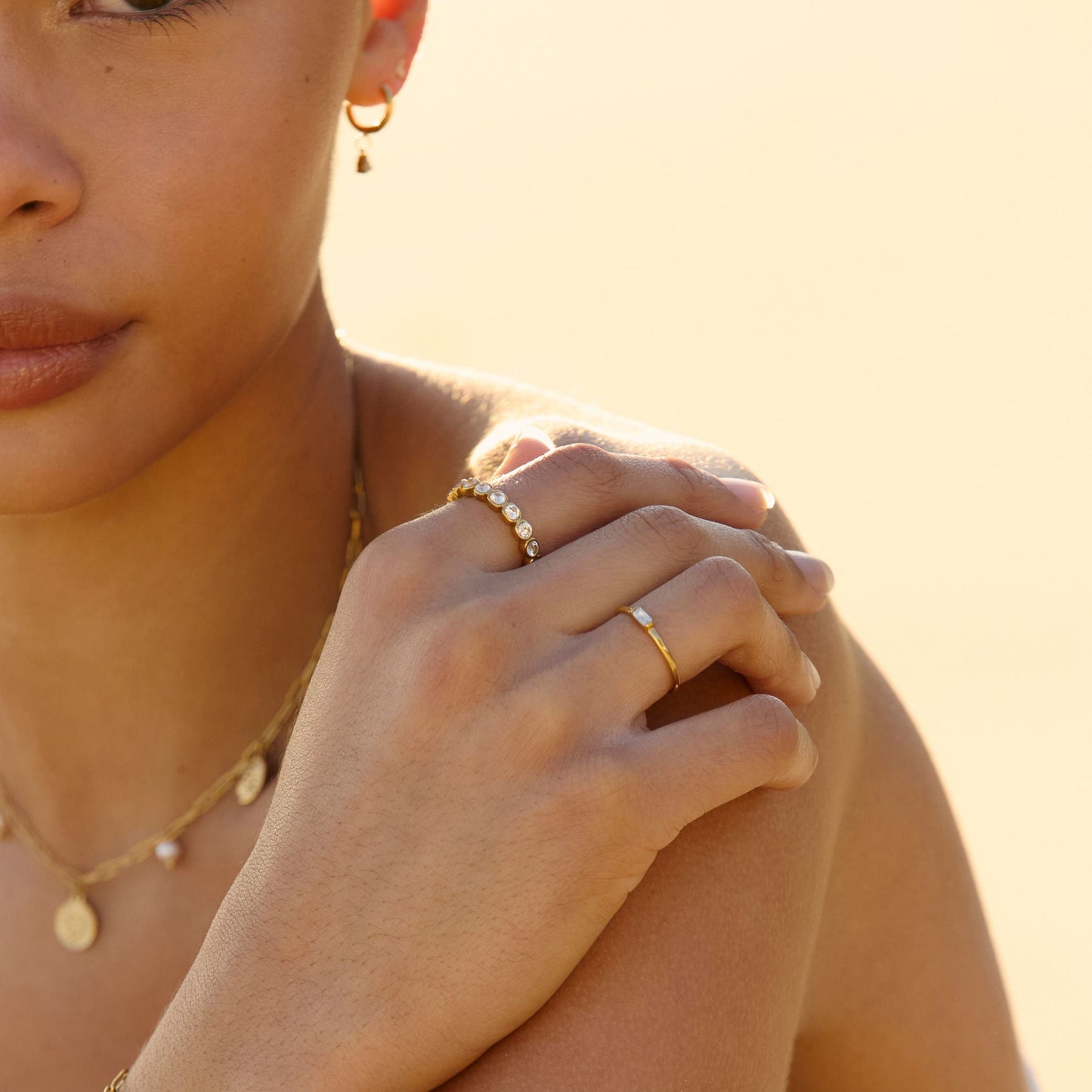 Damen Ring Gold Perlenoptik funkelnde Zirkonsteine wasserfest