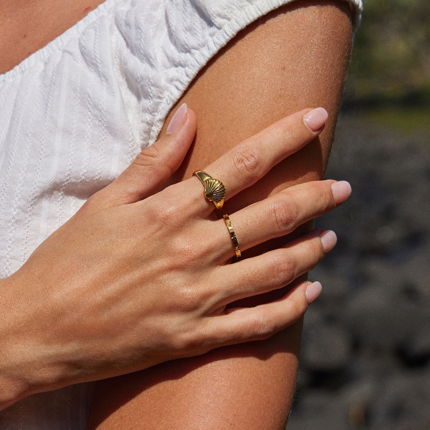 Damen Ring Gold Muschel wasserfest hypoallergen
