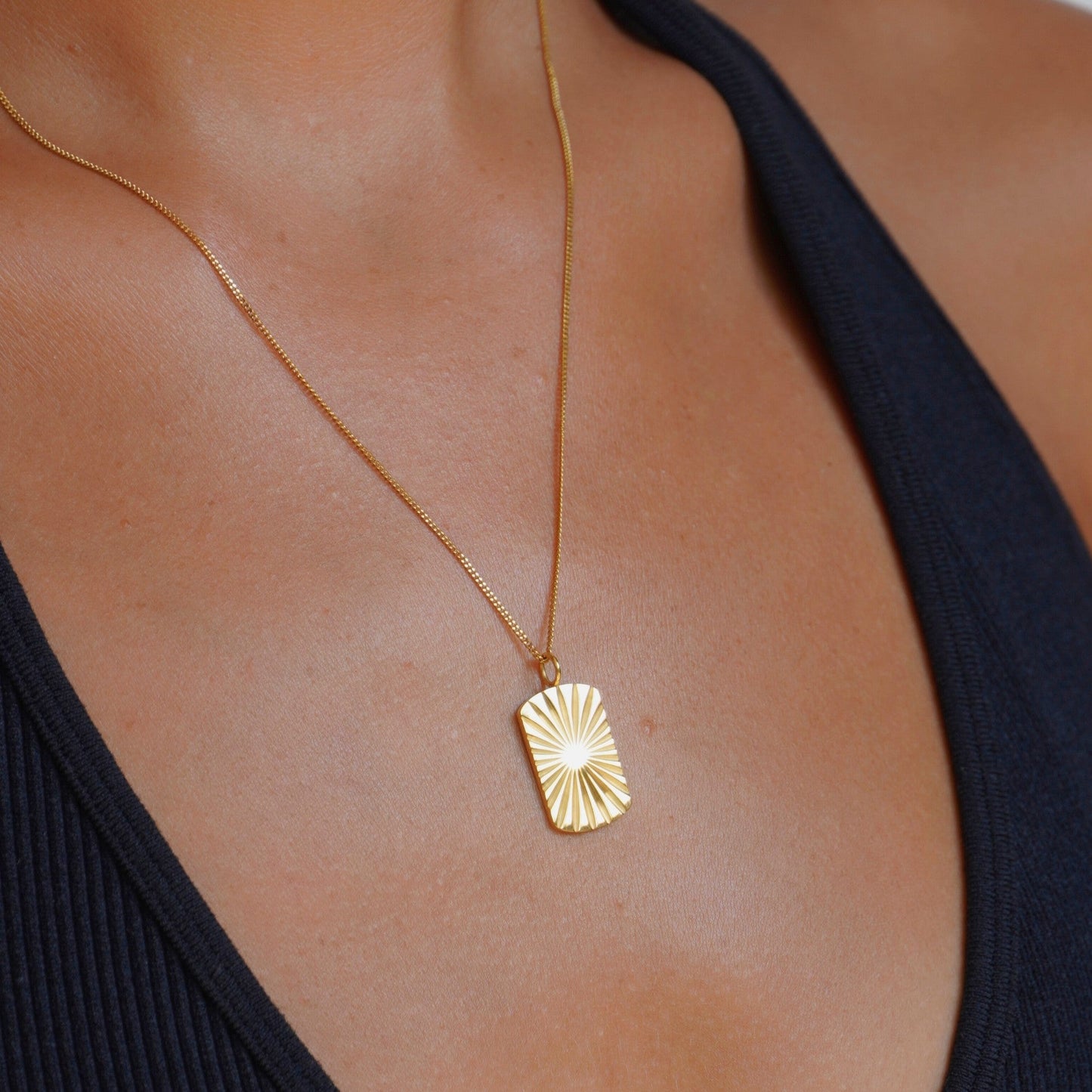 Damen Halskette Gold Anhänger Sonnenstrahlen wasserdicht hypoallergen