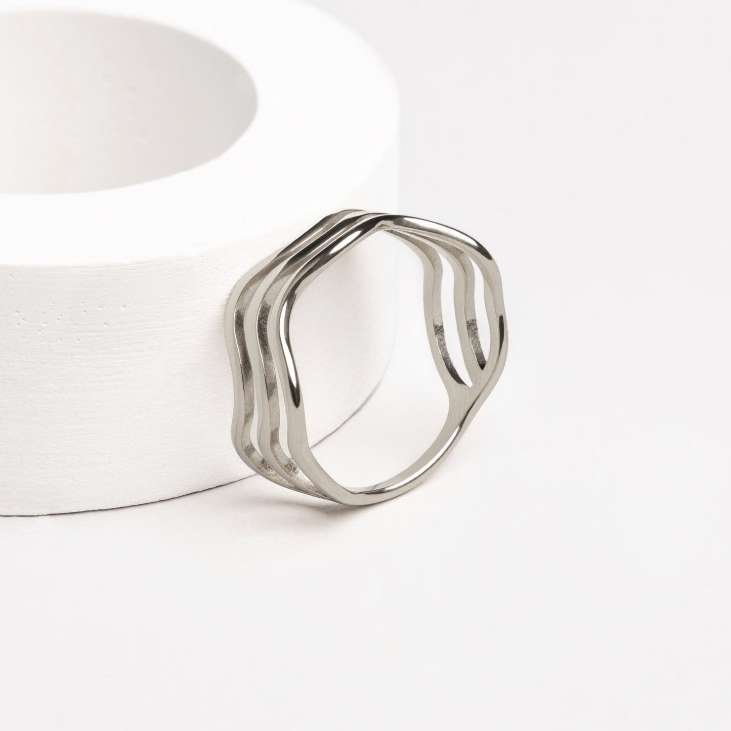 Damen Ring gold wasserfest Wellen Design hypoallergen