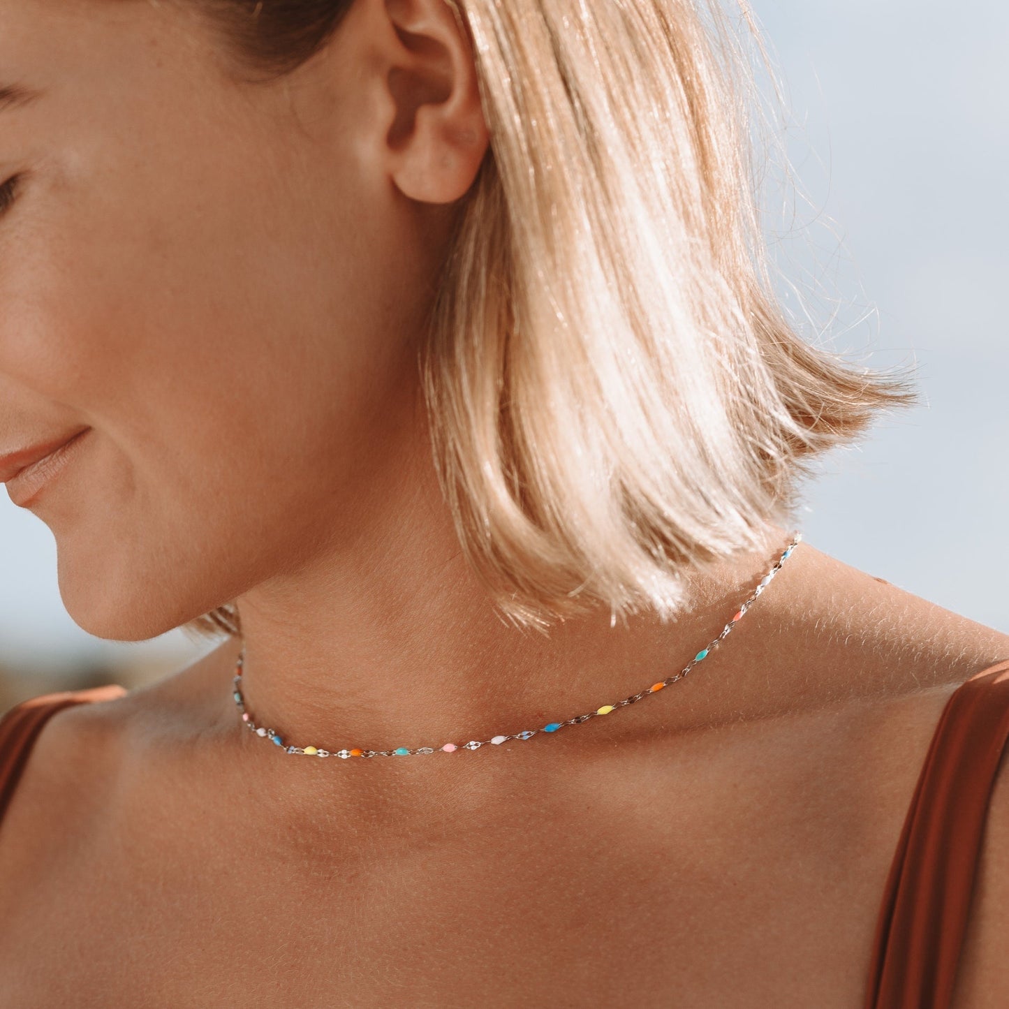 Damen Regenbogen Choker Gold Emaille bunt wasserfest hypoallergen Halskette