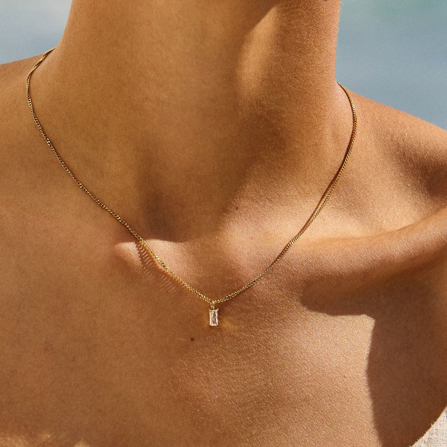 Damen Halskette Gold Kristall Anhänger Zirkonia wasserdicht hypoallergen