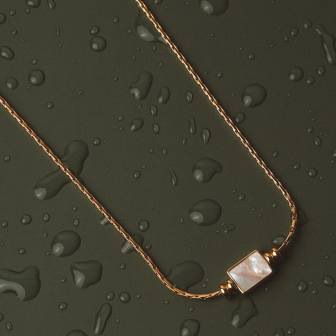 Damen Halskette Gold Perlmutt Anhänger wasserfest hypoallergen Layering Kette
